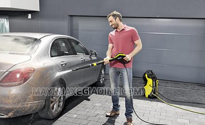 Rửa xe thường xuyên giúp xe luôn sạch đẹp, vận hành ổn định