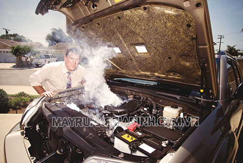 Xe ô tô bị nóng do nhiều nguyên nhân khác nhau
