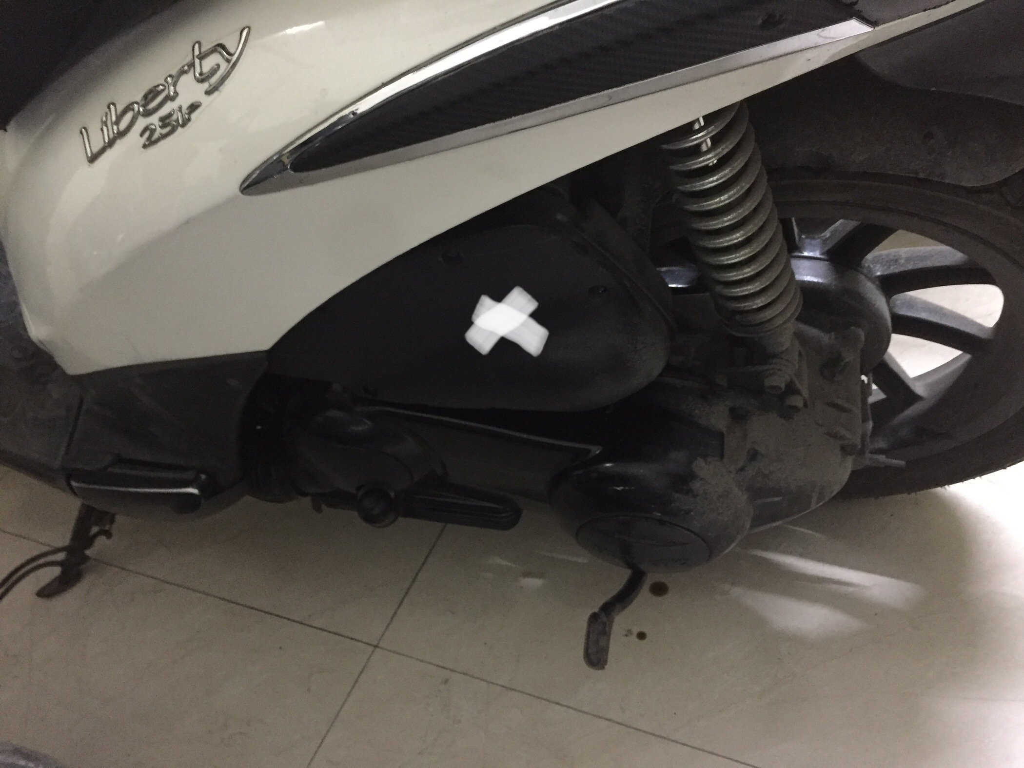 Nguyên nhân xe bị chảy xăng dư và cách khắc phục hiệu quả  Vỏ xe máy