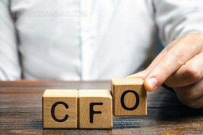 CFO - từ viết tắt của cụm từ tiếng Anh “Chief Finance Officer”.