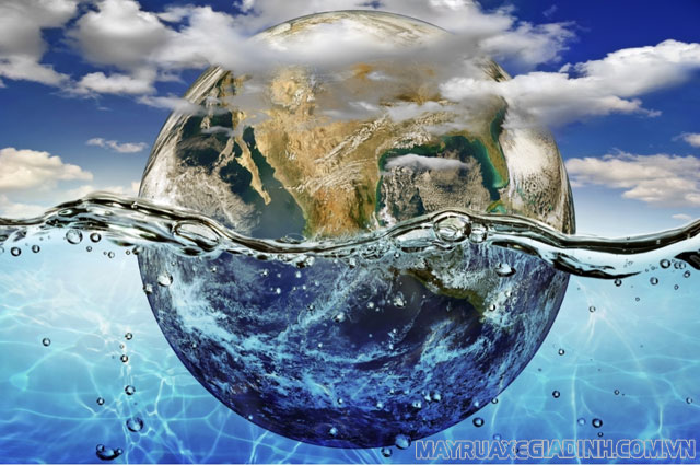 Vai trò của thủy quyển - nước đối với sự sống trên Trái Đất.