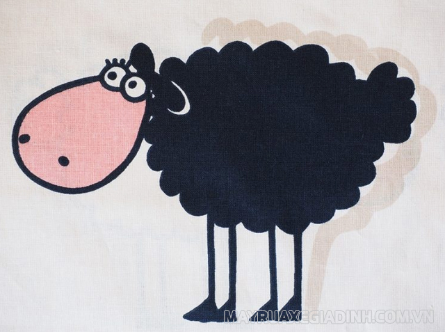 Kể chuyện cho bé ngủ ngon: Truyện con cừu đen.